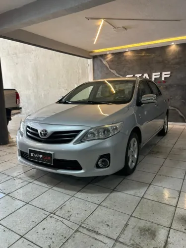 Toyota Corolla GLI 1.8 Flex 16V Aut. 2012