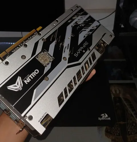RX 580 8GB Sapphire Nitro+ Edição Limitada (Original e nunca minerada)