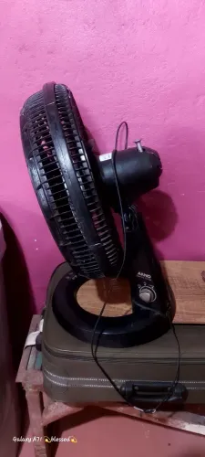 Vendo ventilador ARNO, usado mais funcionando 