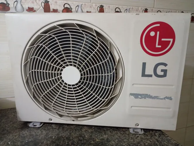 Condensadora 9000 BTUs Para Ar Condicionado