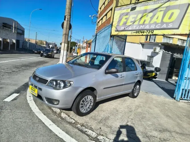 Fiat Palio 1.0 Cel. Econ./italia F.flex 8V 4P 2010