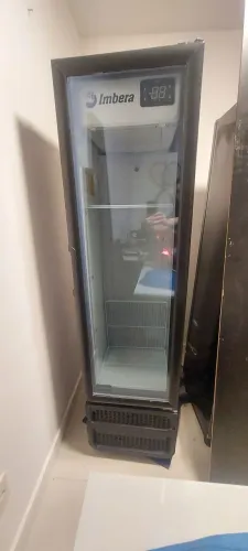 Cervejeira Imbera 215 Litros Preta - 220 Volts