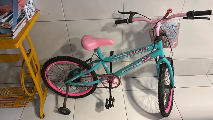BICICLETA INFANTIL SEMINOVA