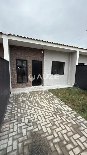 Casa à venda, Seu Refúgio de Praia no Balneário Eliana, Guaratuba!