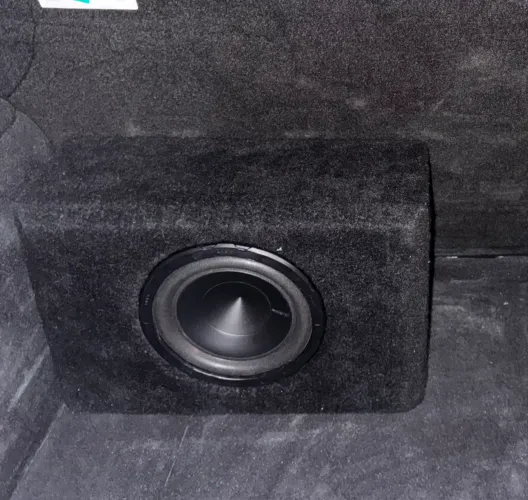 Subwoofer Hertz 8 pol.