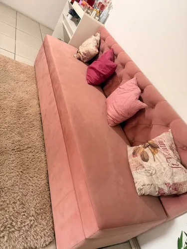 Sofa e cabeceira