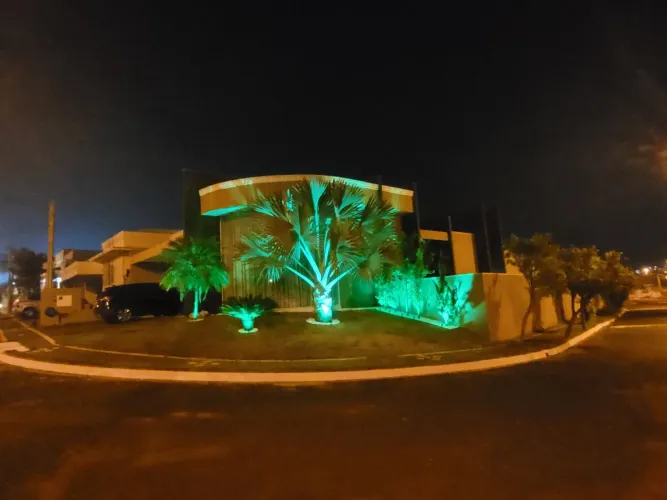 Casa em condomínio  à venda 