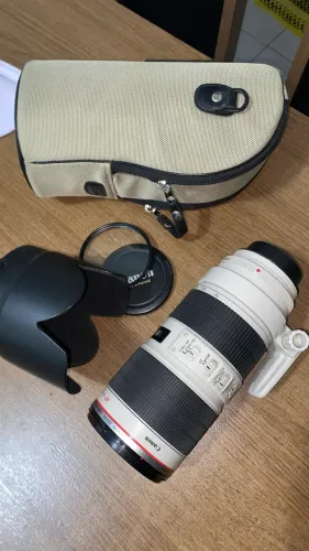 Canon EF 70-200mm f/2.8L IS II USM Com Estabilizador de Imagem