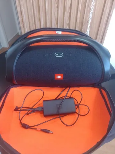 JBL bombox2 