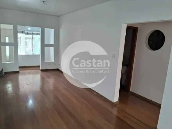 Casa Comercial em Vila Carrão