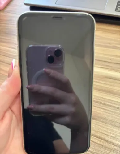 iPhone 11 Conservado Face ID OK