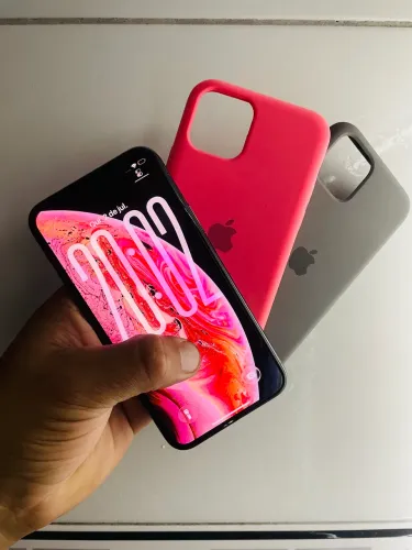 iPhone 11 Pro impecável
