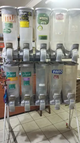 Dispenser de Ração / Grãos Plast Pet - 10x40L (400L total)