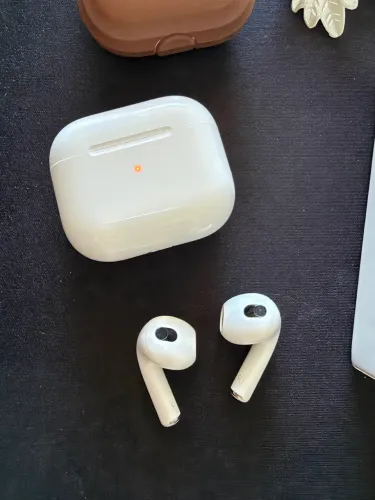 Airpods Geração 3 - Com caixa, cabo e case