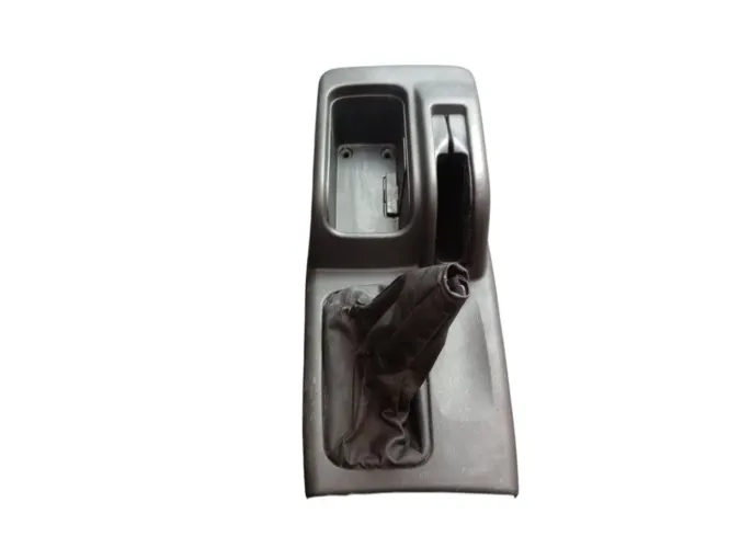 Console Central Pajero Tr4 2007