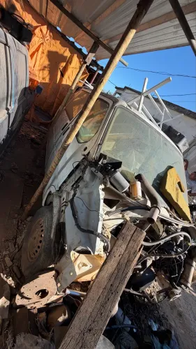 VENDO PEÇAS DE EUROVAN 
