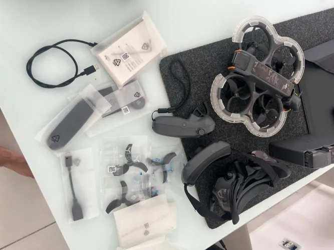 DJI Avata 2 Fly More Combo + Bag de transporte + Goggles Integra + 3 Baterias