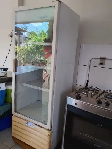 Freezer vertical metalfrio