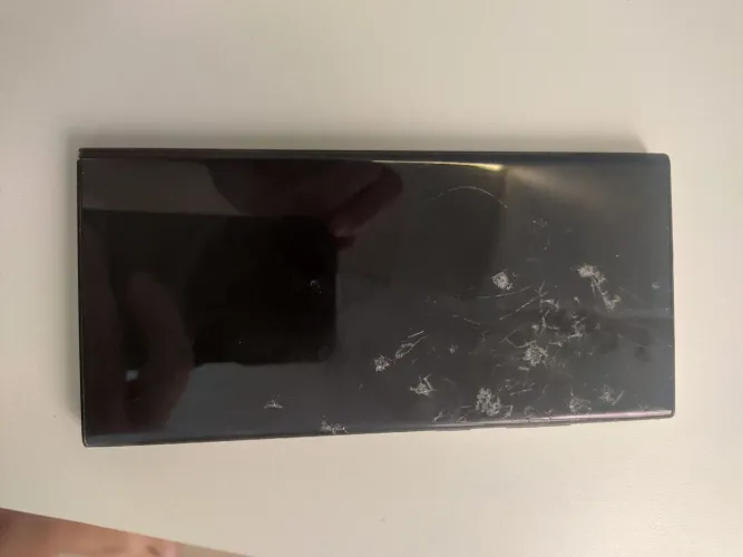 Samsung S23 Ultra, tela quebrada