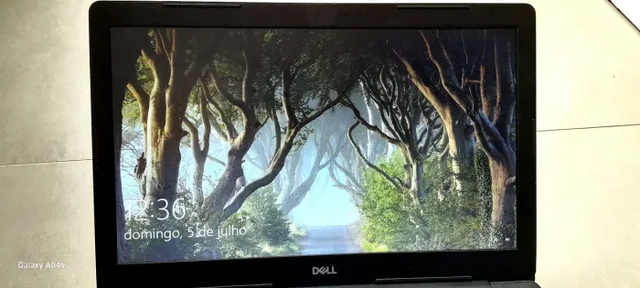 Notebook Dell Inspiron 3583 i5 8ª Geração 8GB RAM  930 GB