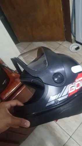Capacete novo 70 reais *