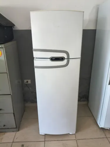 Geladeira Consul Semi Nova