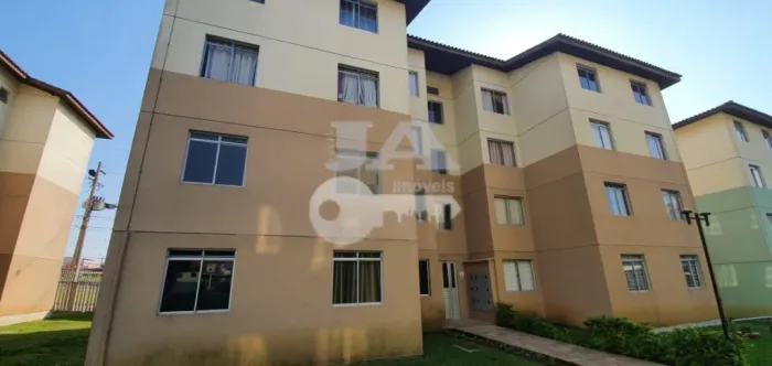 Apartamento com 2 quartos para alugar por R$ 1600.00, 55.00 m2 - SITIO CERCADO - CURITIBA/
