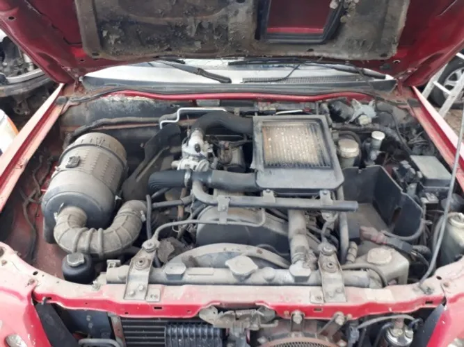 Motor L200 Sport 2003 2.5 
