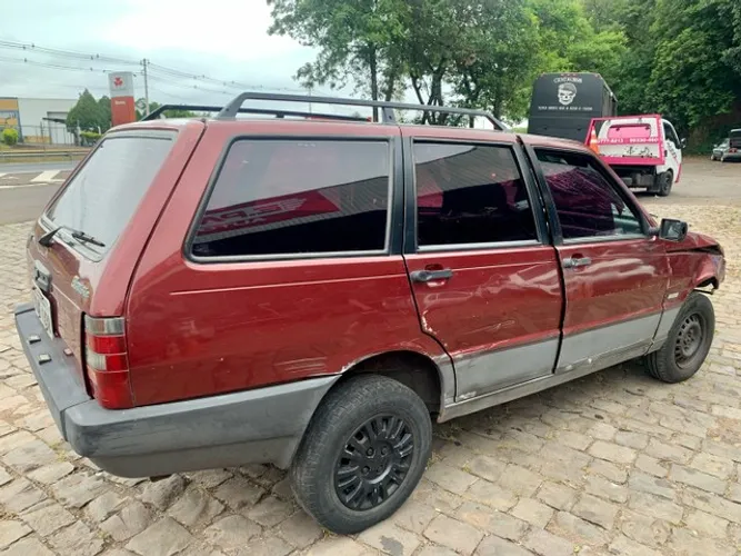 Sucata Elba 1995 em peças 
