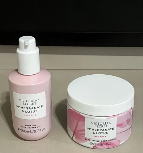 Óleo e esfoliante corporal Victoria Secrets