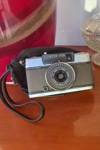 Câmera antiga Olympus
