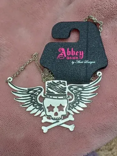 Colar Avril Lavigne - Abbey Dawn 