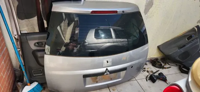 Tampa traseira pageiro sport ano 2007 R$ 300