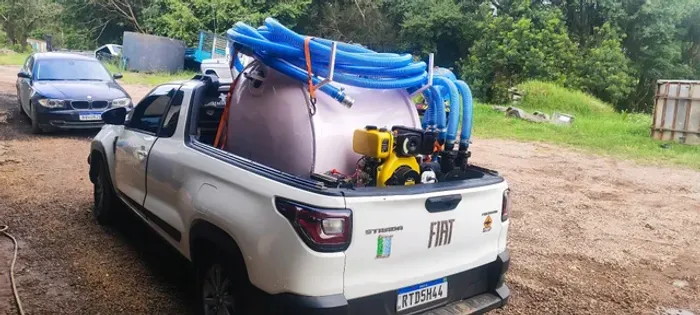 Tanque para banheiros químicos limpeza fossa. Caixa gordura