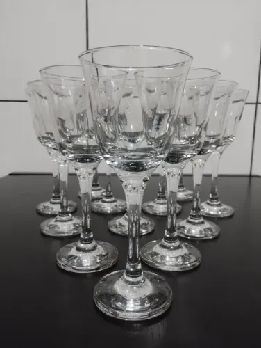 Jogo 12 Taças de Vinho Nadir 250ml