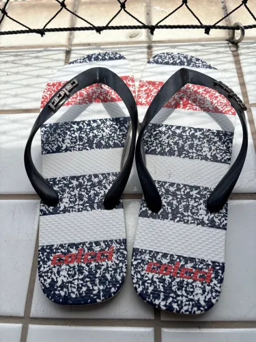 Chinelo Colcci