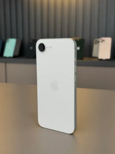 iPhone 16e 128gb branco 
