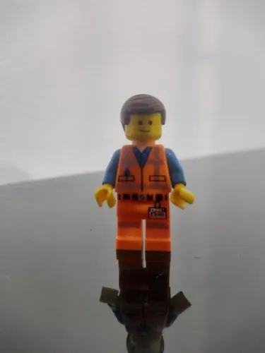 Lego Emmet - Lego The Movie - Peça Oficial Lego