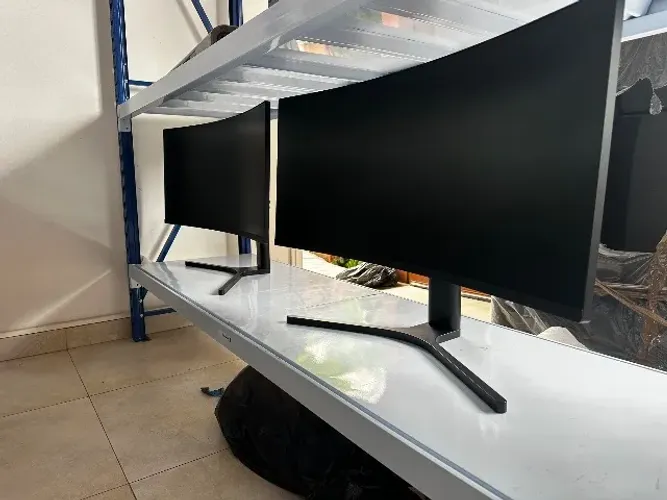 Xiaomi Mi 34" UltraWide QHD Curved Gaming Monitor
