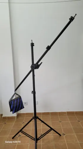 Tripé girafa 