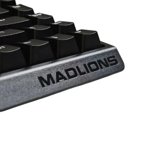 Teclado Gamer Madlions Mad68he - Rgb Switchs Magnéticos Preto