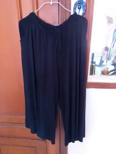 Calça pantalona preta DA KAUÊ MODAS TAMANHO 48