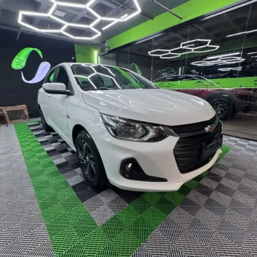 Chevrolet Onix Plus LT 1.0 12V Flex Mec. 4P 2024