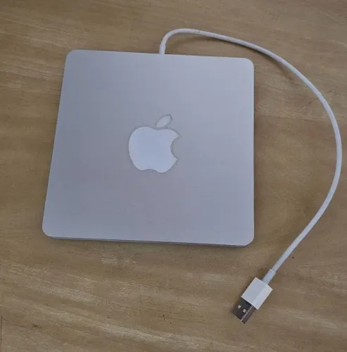 Leitor e Gravador CD / DVD