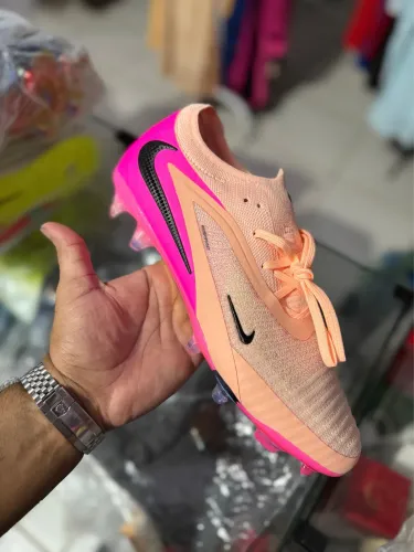 Chuteira nike