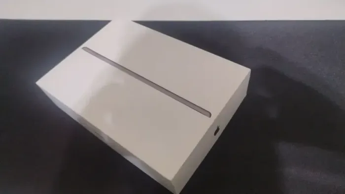 caixa embalagem Ipad 7 geração 32 GB espace gray