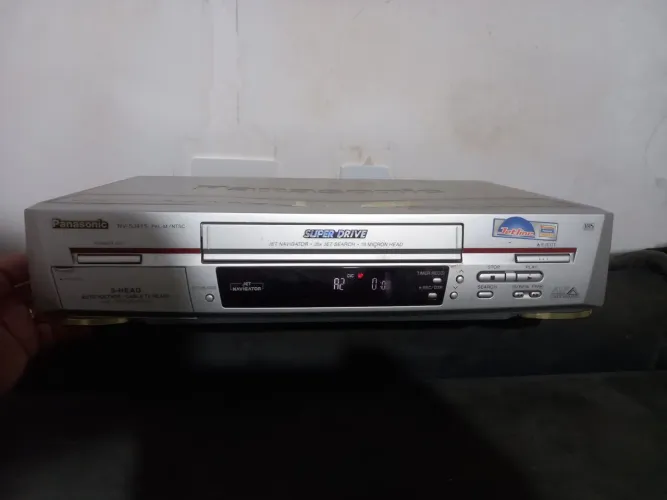 Aparelho vídeo Cassete Panasonic com defeito 