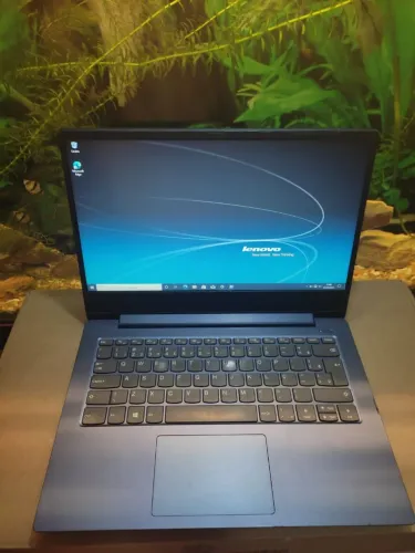 Notebook Lenovo Intel core i5 + 8 GB + SSD