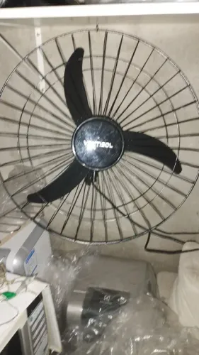 Ventilador de parede Ventisol - Usado em ótimo estado