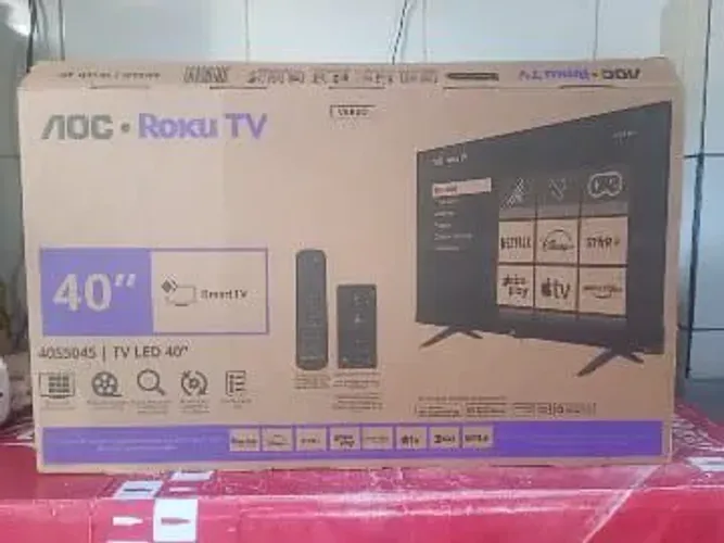 Vendo uma caixa de tv ,com isopor